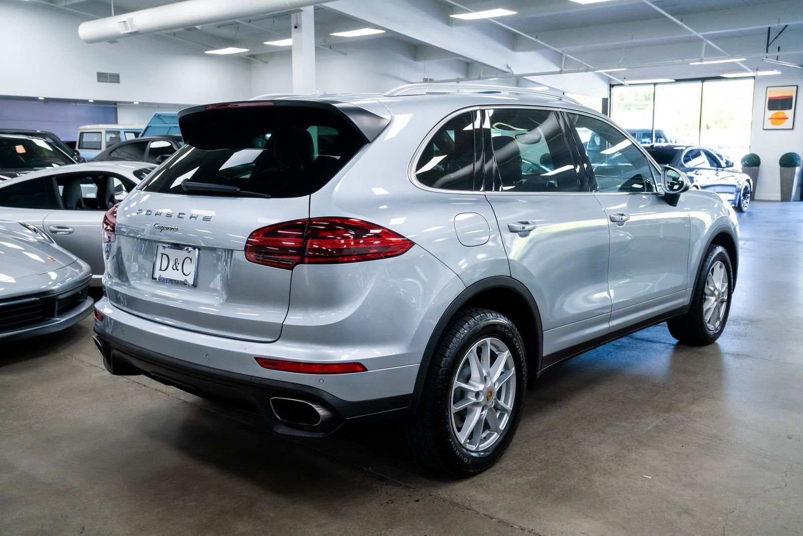 Used 2016 Porsche Cayenne AWD/4WD image 6