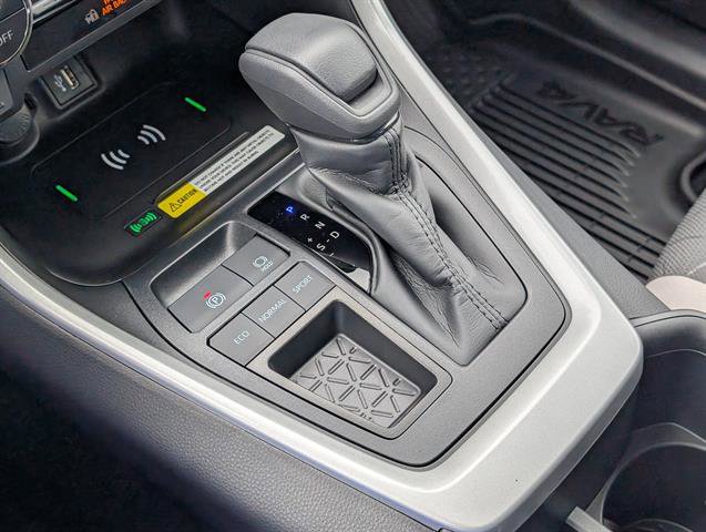 New 2025 Toyota RAV4 XLE image 23