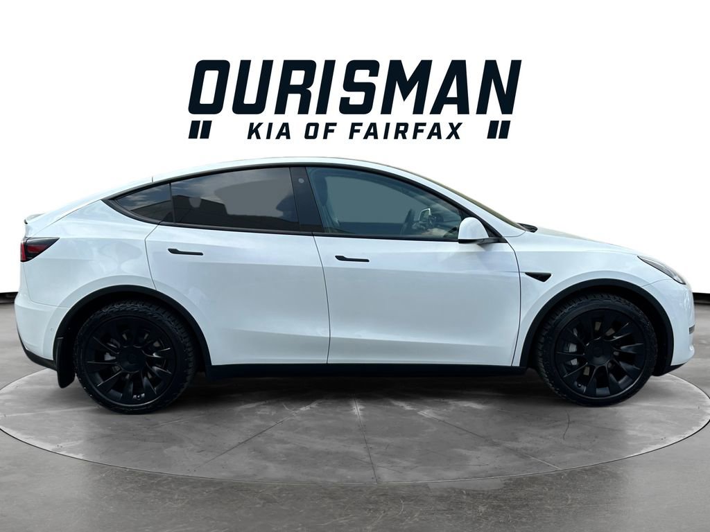 Used 2022 Tesla Model Y Long Range AWD/4WD image 7