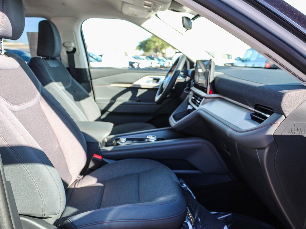 New 2026 Ford Explorer Active image 16