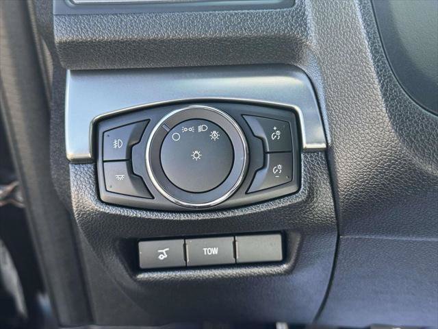 Used 2019 Ford Explorer XLT w/ Equipment Group 202A AWD/4WD image 20