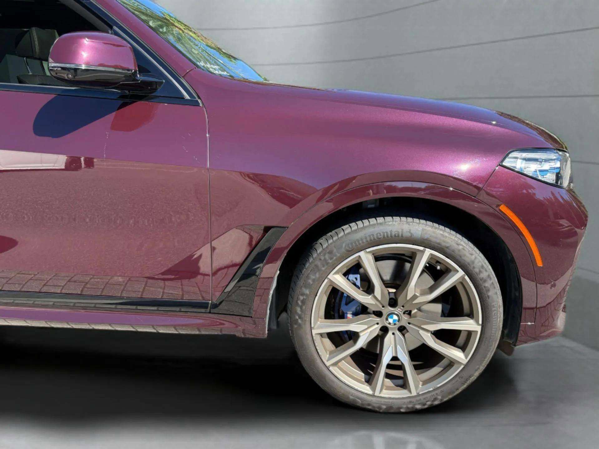 Used 2022 BMW X7 M50i image 6