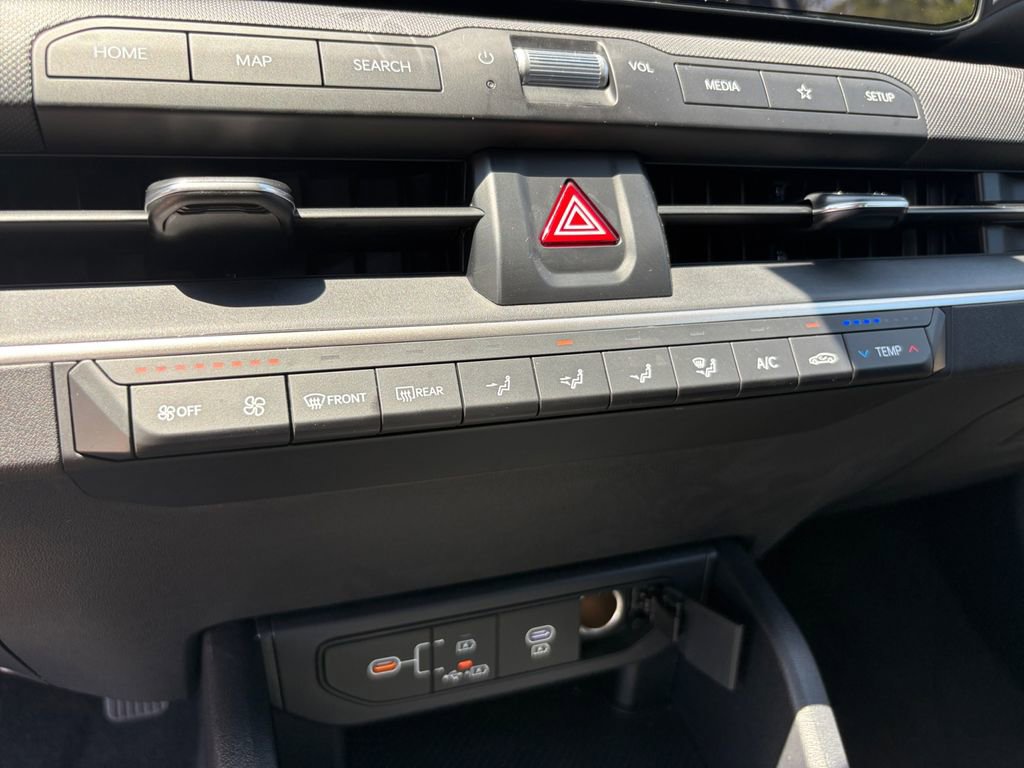 New 2025 Kia K4 LXS FWD image 29