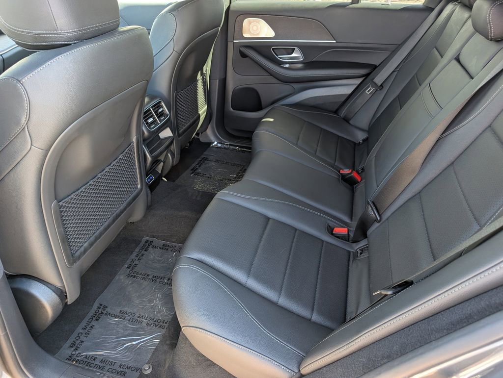 Used 2025 Mercedes-Benz GLE 450e 4MATIC image 30