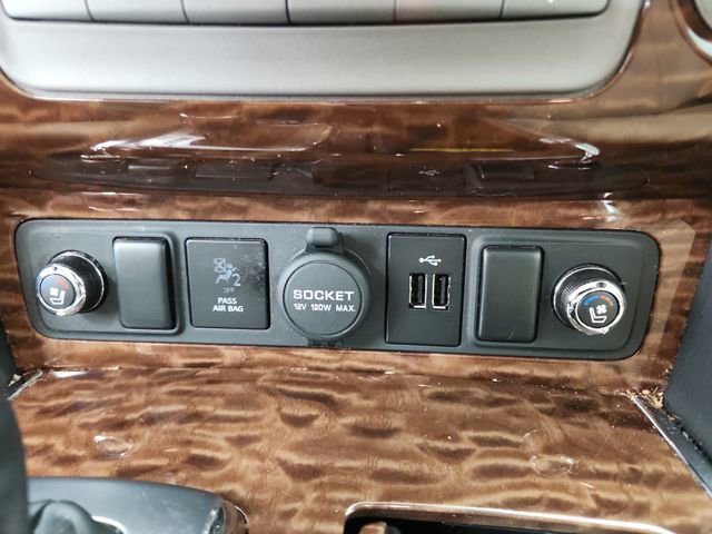 Used 2020 Nissan Armada Platinum w/ Cargo Package RWD image 34