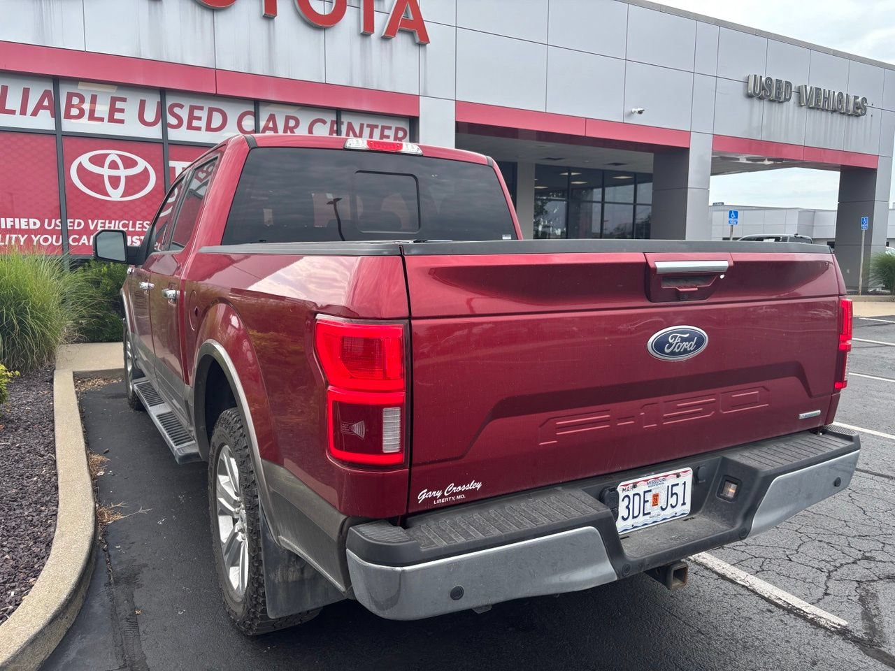 Used 2018 Ford F150 Lariat w/ Equipment Group 502A Luxury AWD/4WD image 9