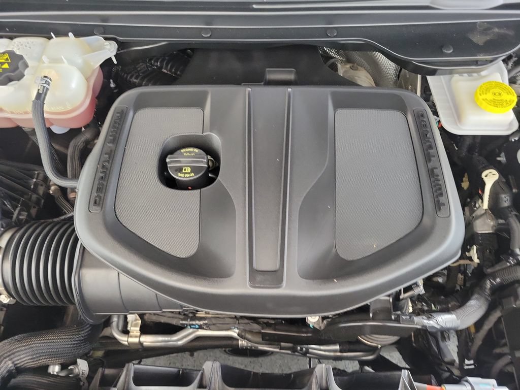 Used 2025 RAM 1500 Big Horn RWD image 10