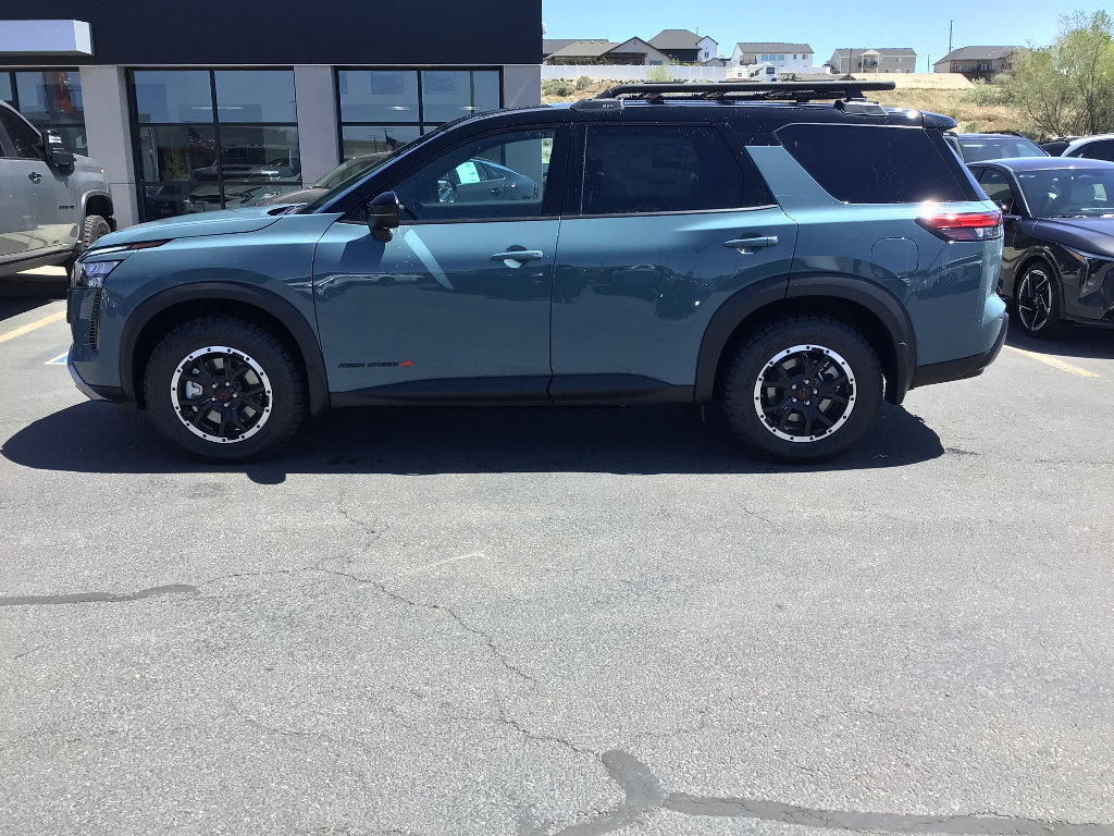 New 2026 Nissan Pathfinder Rock Creek AWD/4WD image 3