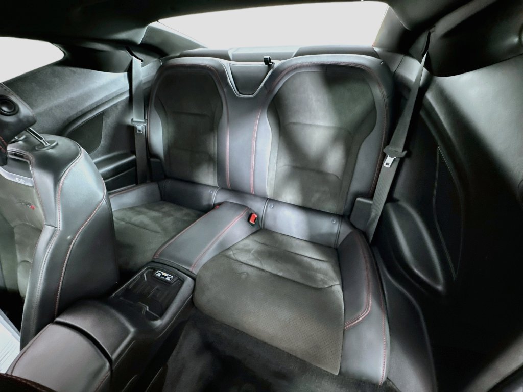 Used 2019 Chevrolet Camaro ZL1 RWD image 14