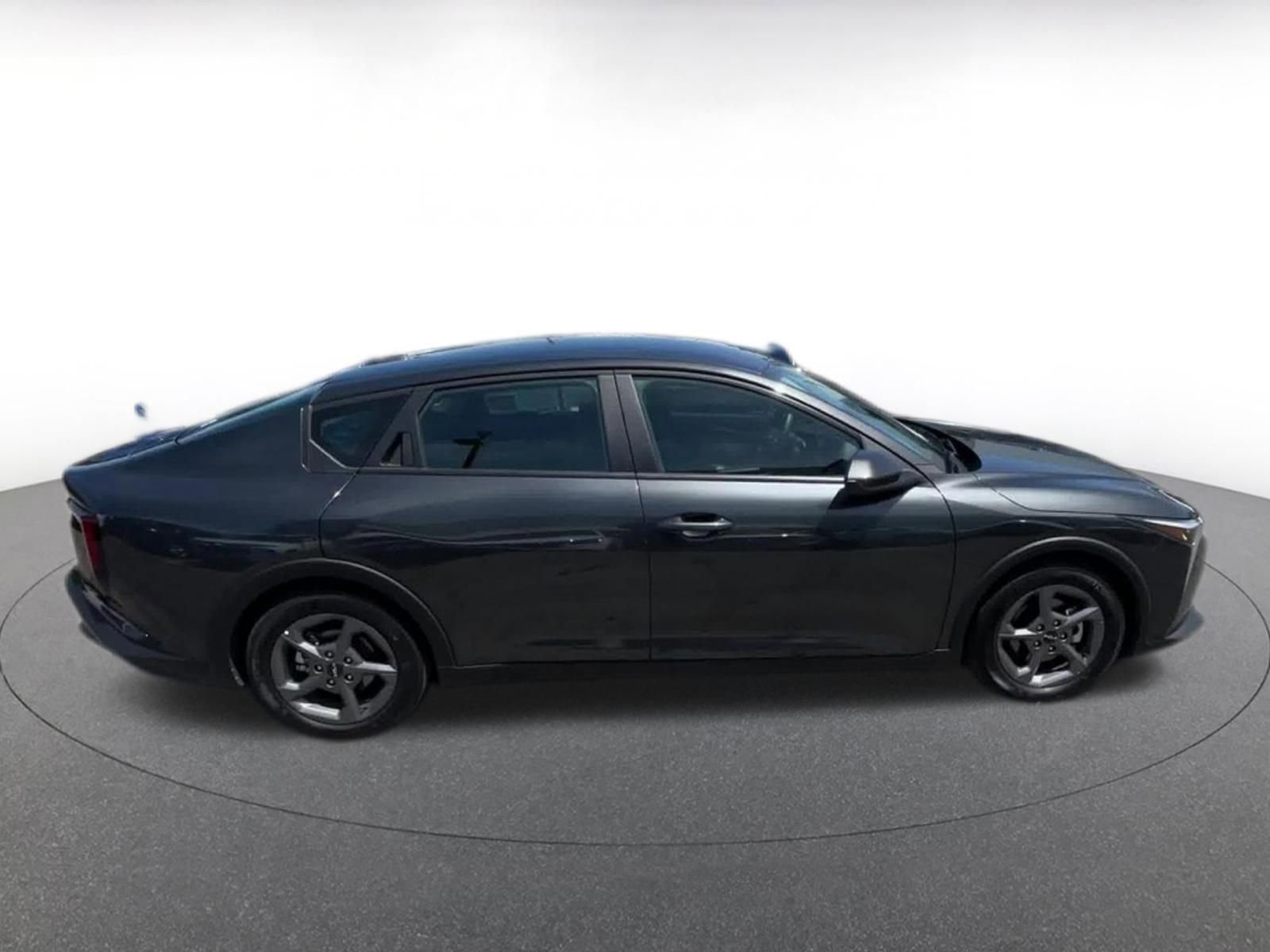 Used 2025 Kia K4 FWD image 15
