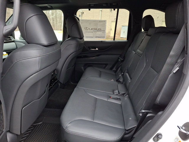 New 2026 Lexus LX 700h Luxury image 5