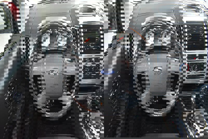 Used 2010 Ford Edge SEL FWD image 9