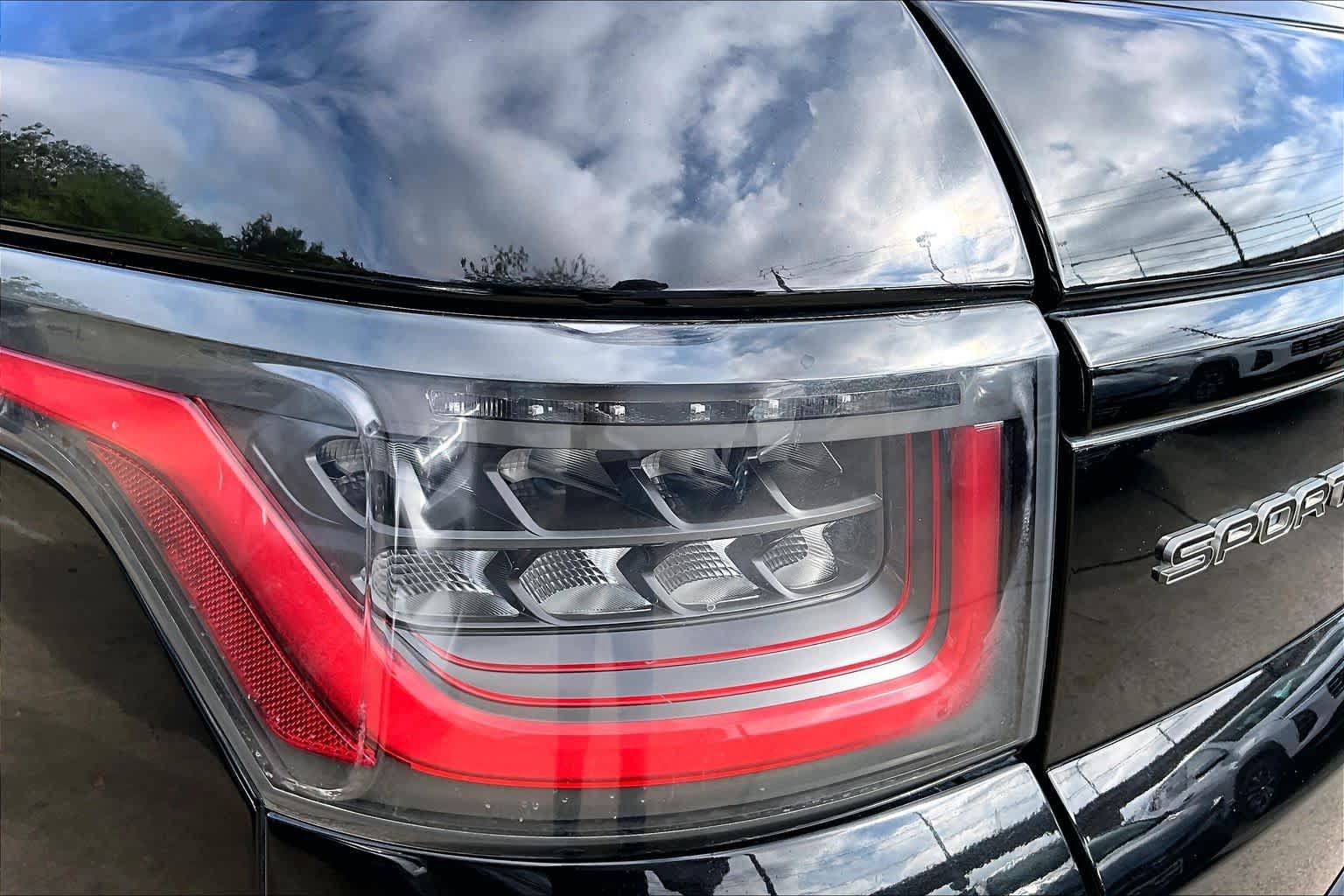 Used 2019 Land Rover Range Rover Sport HSE Dynamic AWD/4WD image 28