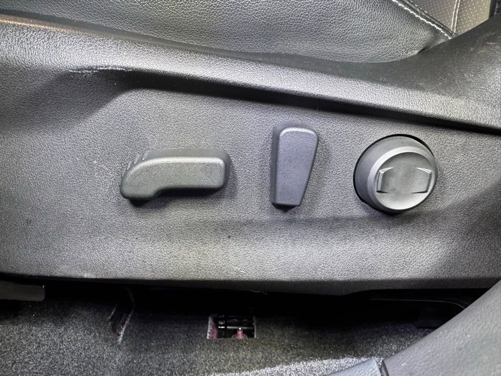 Used 2023 Subaru Forester Limited image 21