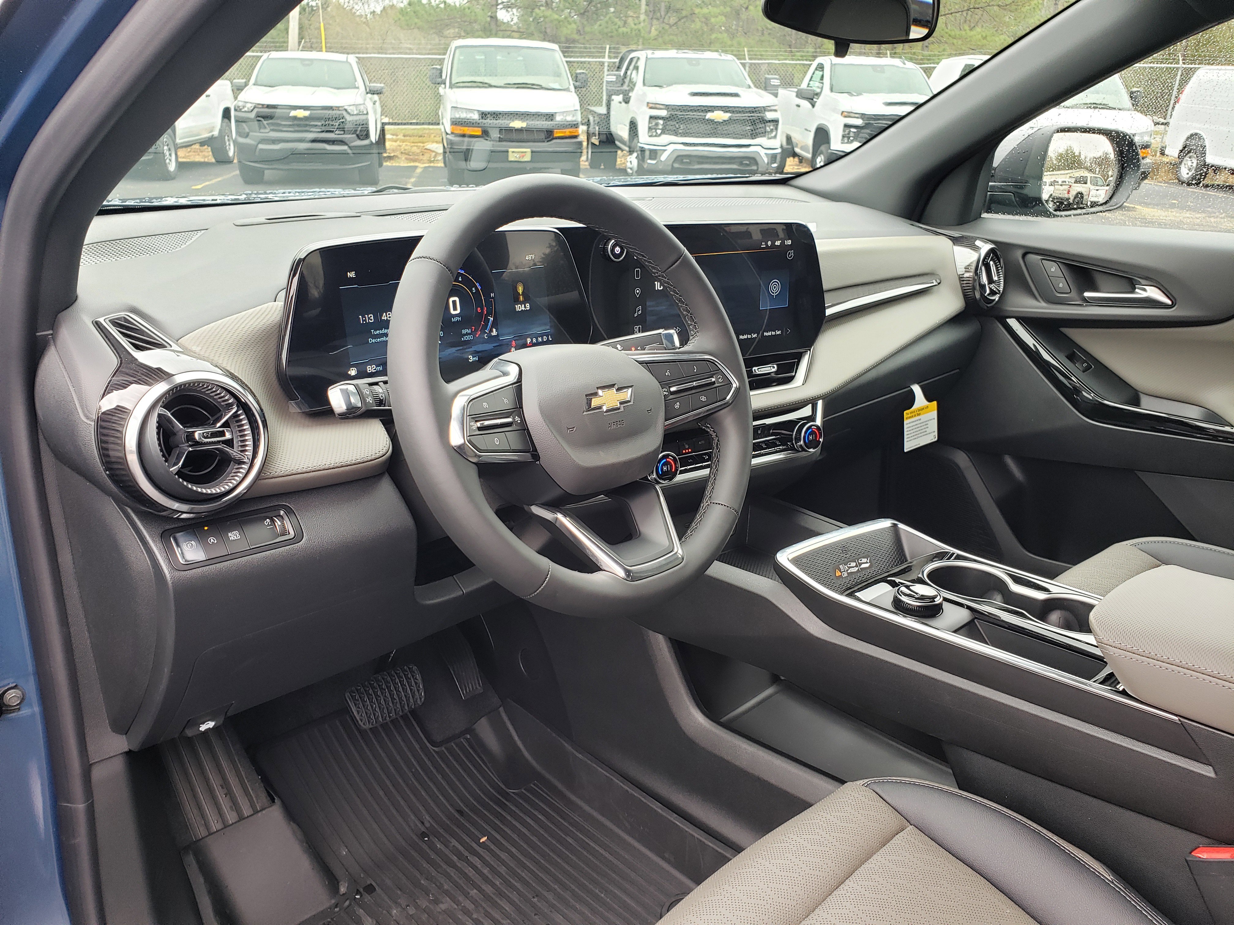 New 2026 Chevrolet Equinox LT w/ Convenience Package II image 31