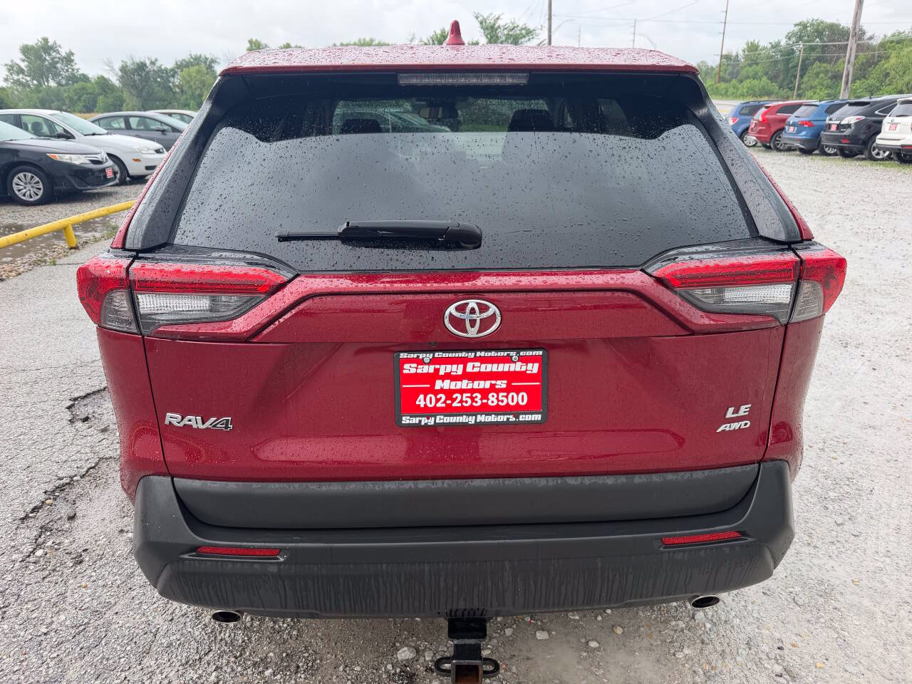 Used 2022 Toyota RAV4 LE AWD/4WD image 4
