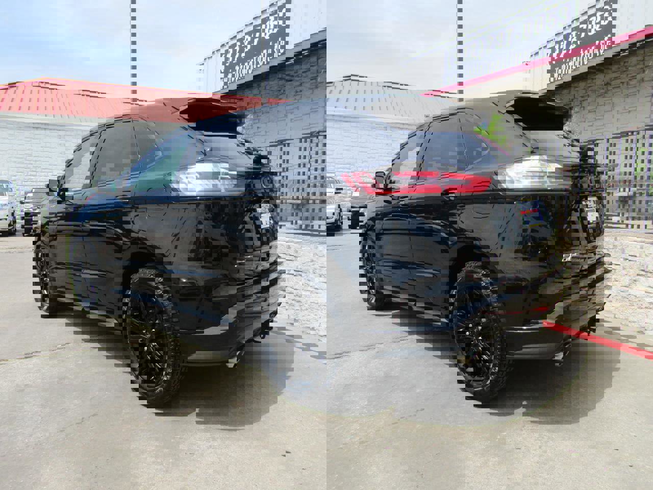 Used 2020 Ford Edge ST-Line AWD/4WD image 3