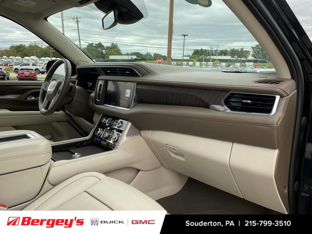 Certified 2023 GMC Yukon XL Denali AWD/4WD image 33