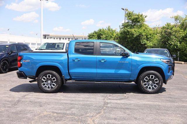 Used 2023 Chevrolet Colorado Z71 w/ Advanced Trailering Package AWD/4WD image 5