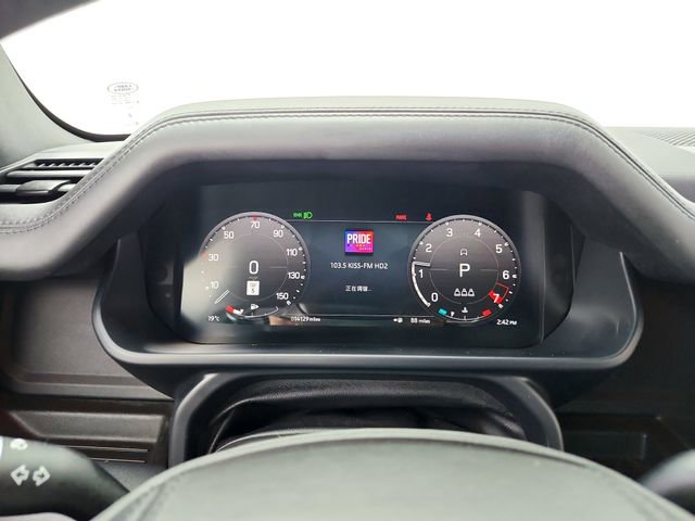 Used 2023 Land Rover Defender 110 image 24