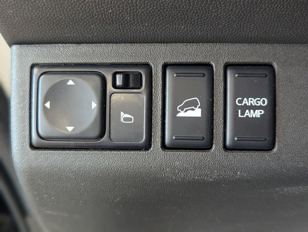 Used 2019 Nissan Frontier PRO-4X image 24