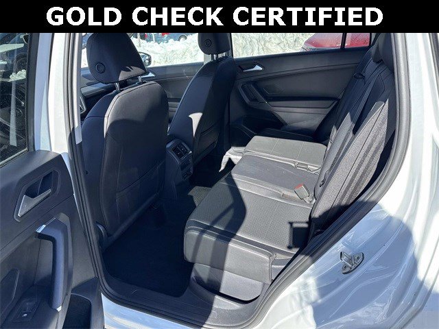 Used 2020 Volkswagen Tiguan SEL image 17