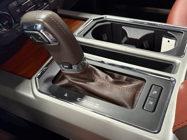 Used 2019 Ford F150 King Ranch w/ Equipment Group 601A Luxury AWD/4WD image 31