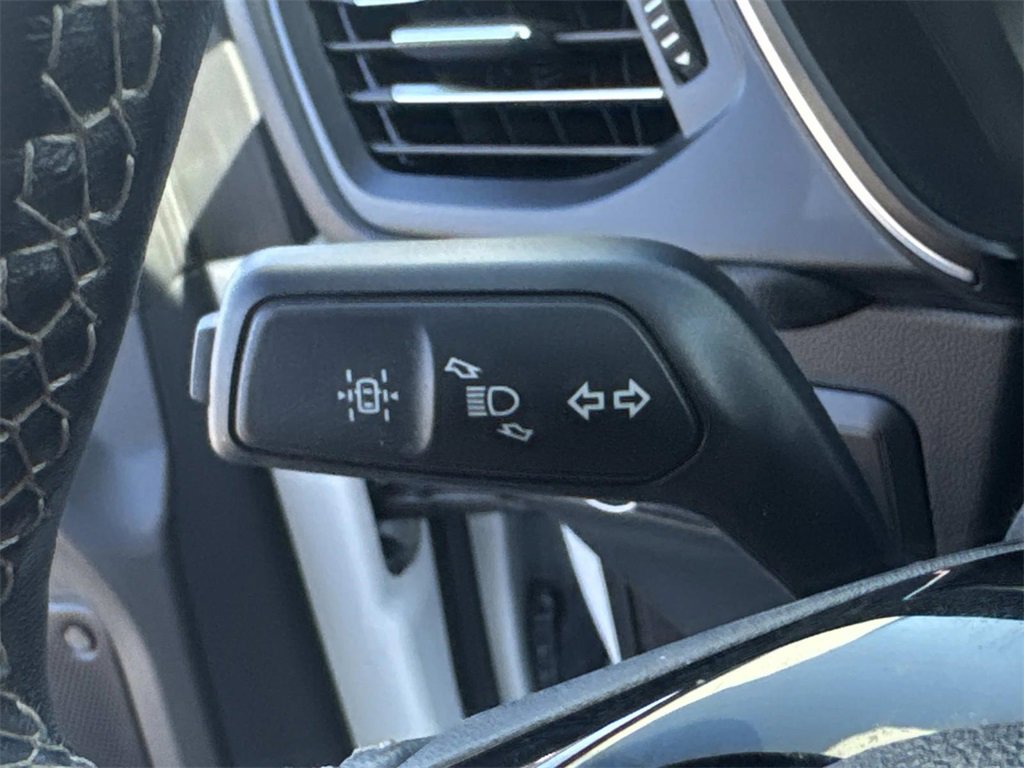 Used 2022 Ford Escape Titanium w/ Titanium Elite Package image 45