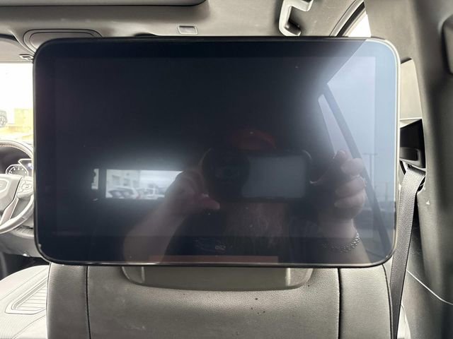 Used 2021 GMC Yukon AT4 w/ AT4 Premium Plus Package image 18