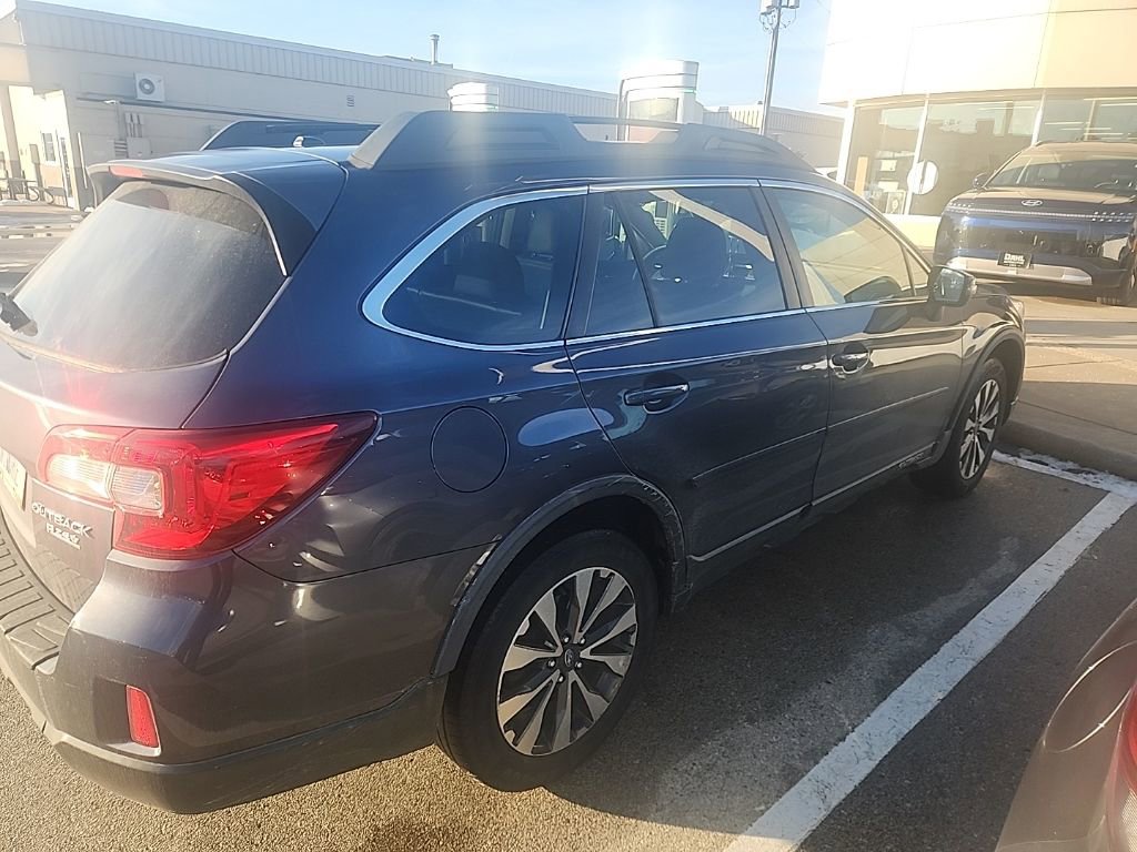 Used 2015 Subaru Outback 2.5i Limited image 5