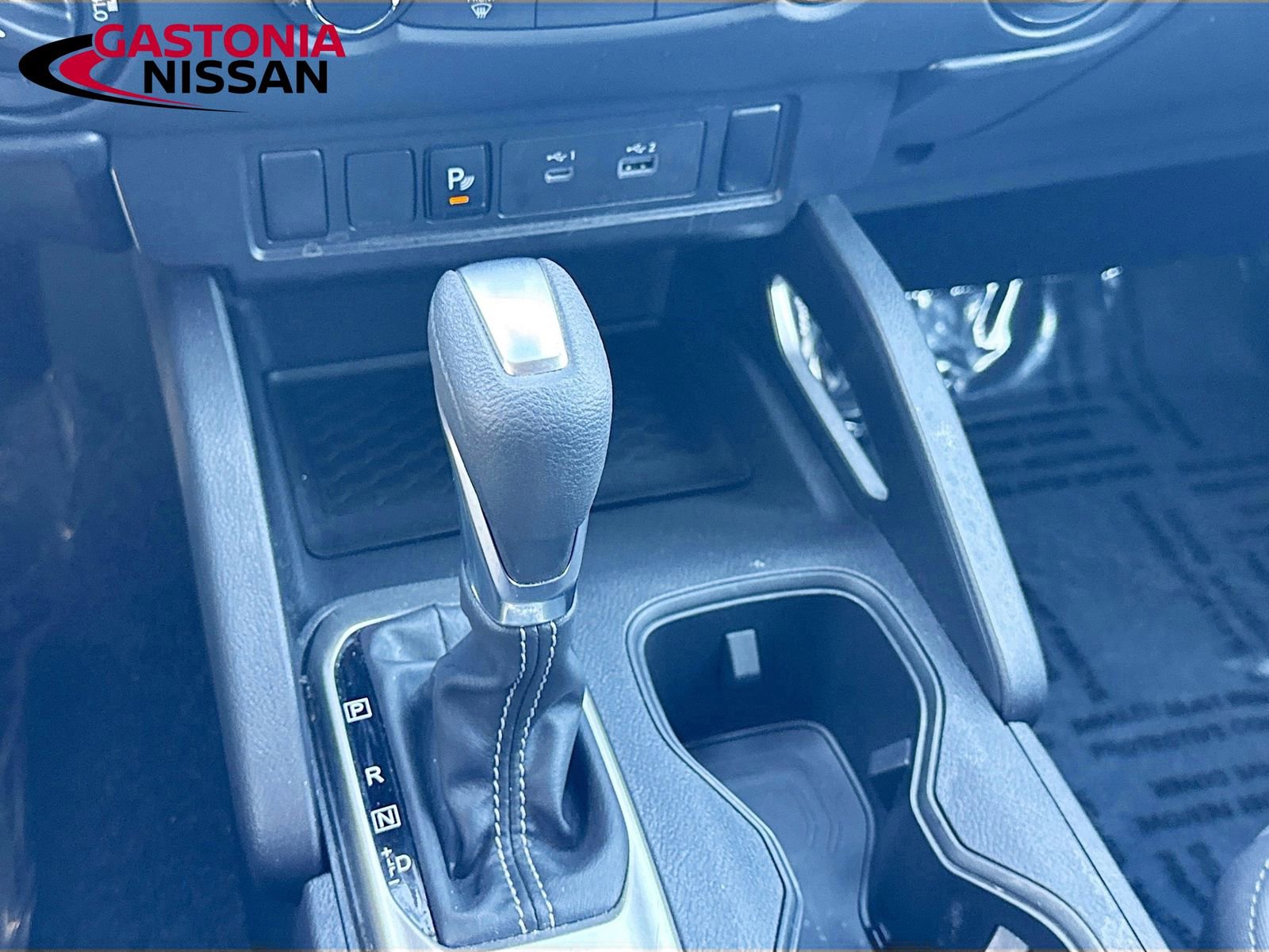 Used 2022 Nissan Frontier SV w/ Technology Package image 21