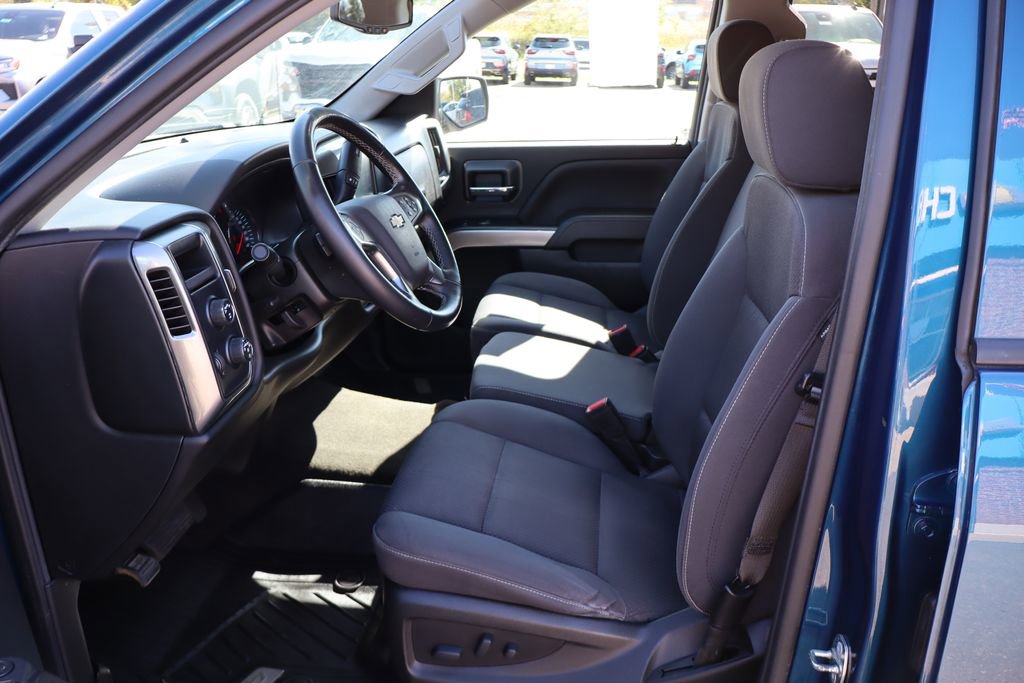 Used 2018 Chevrolet Silverado 1500 LT w/ All Star Edition image 26