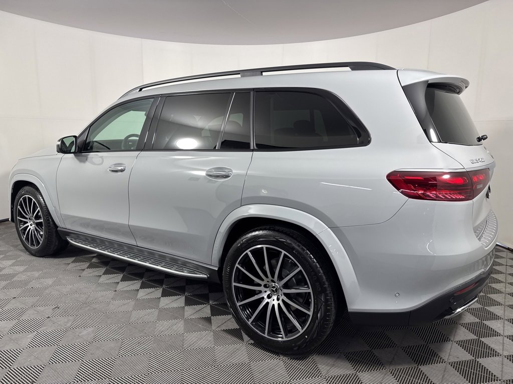 New 2026 Mercedes-Benz GLS 450 4MATIC image 4