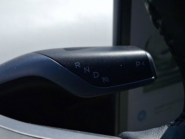 Used 2022 Tesla Model Y Performance AWD/4WD image 17