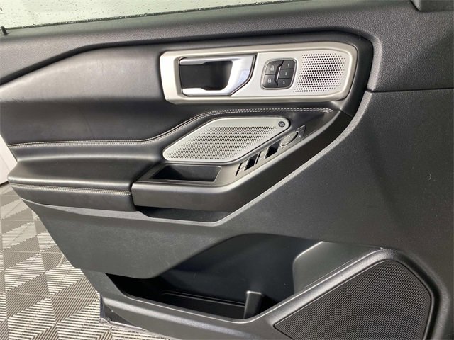 Used 2020 Ford Explorer ST w/ Premium Technology Package image 25