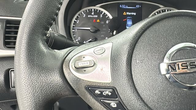 Used 2016 Nissan Sentra SR image 19