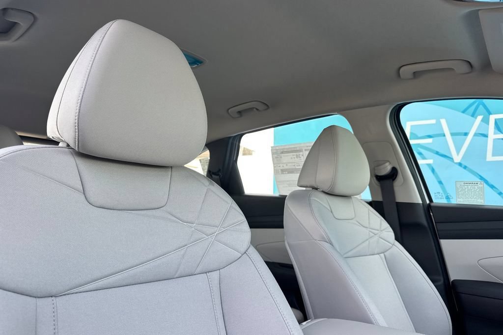 New 2026 Hyundai Tucson Blue SE AWD/4WD image 19