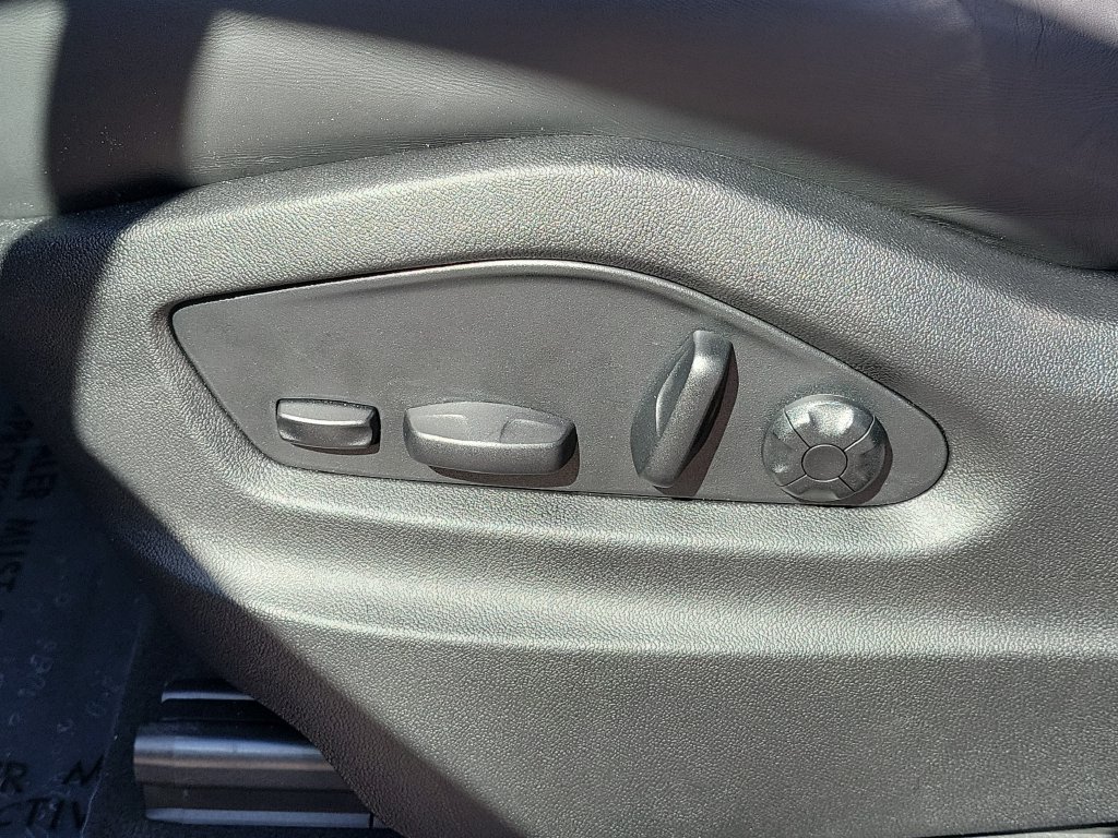 Certified 2026 Porsche Cayenne Coupe AWD/4WD image 28
