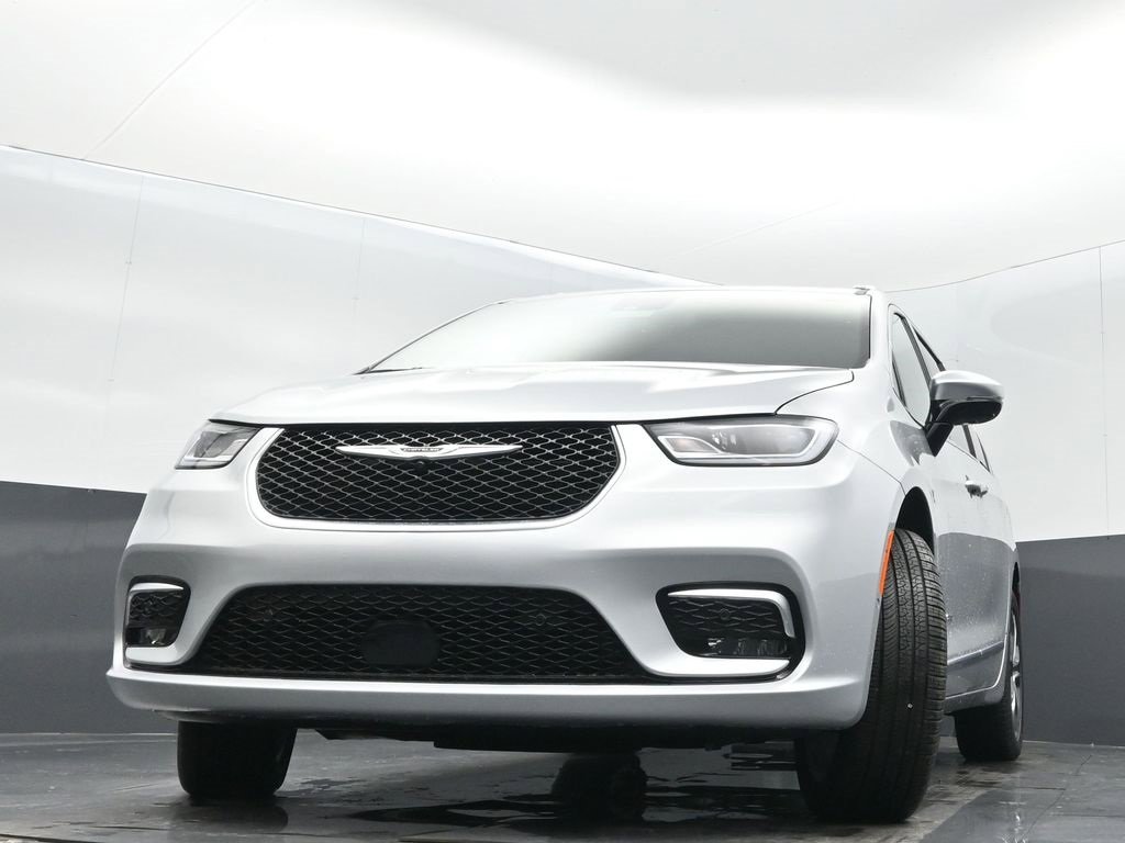 New 2026 Chrysler Pacifica Pinnacle image 33