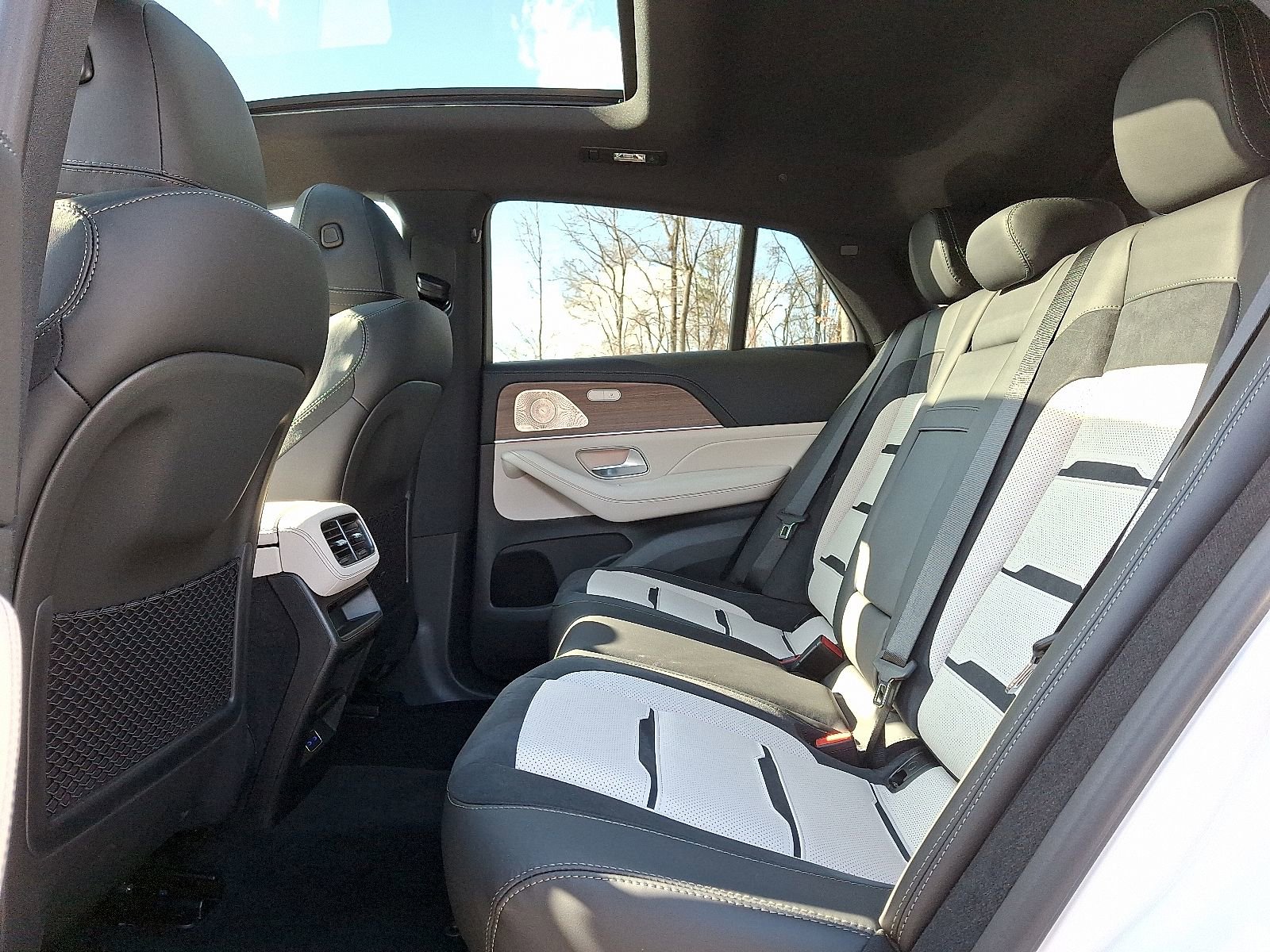 New 2026 Mercedes-Benz GLE 53 AMG 4MATIC Coupe image 6