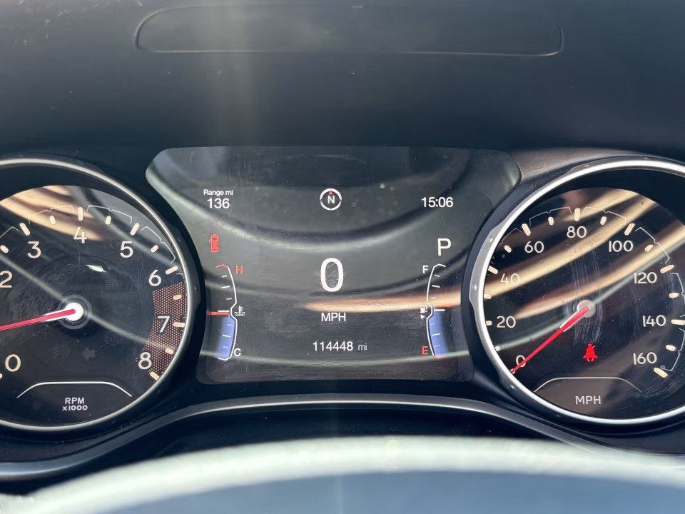 Used 2018 Jeep Compass Limited w/ Navigation Group AWD/4WD image 25