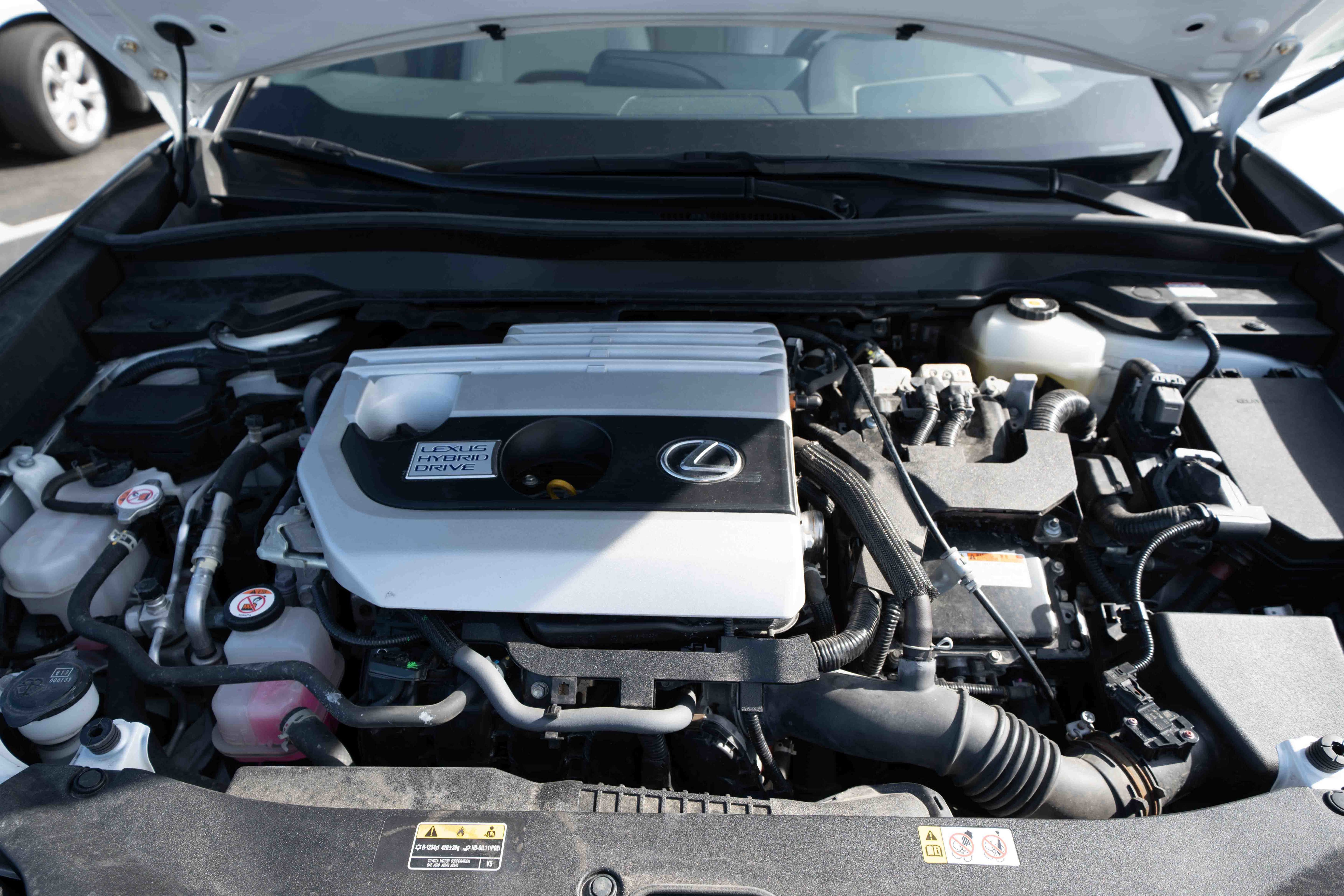 Used 2022 Lexus UX 250h UX 250h image 31