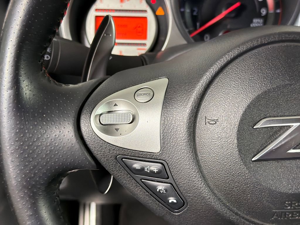 Used 2009 Nissan 370Z Touring w/ Aerodynamics Pkg image 20