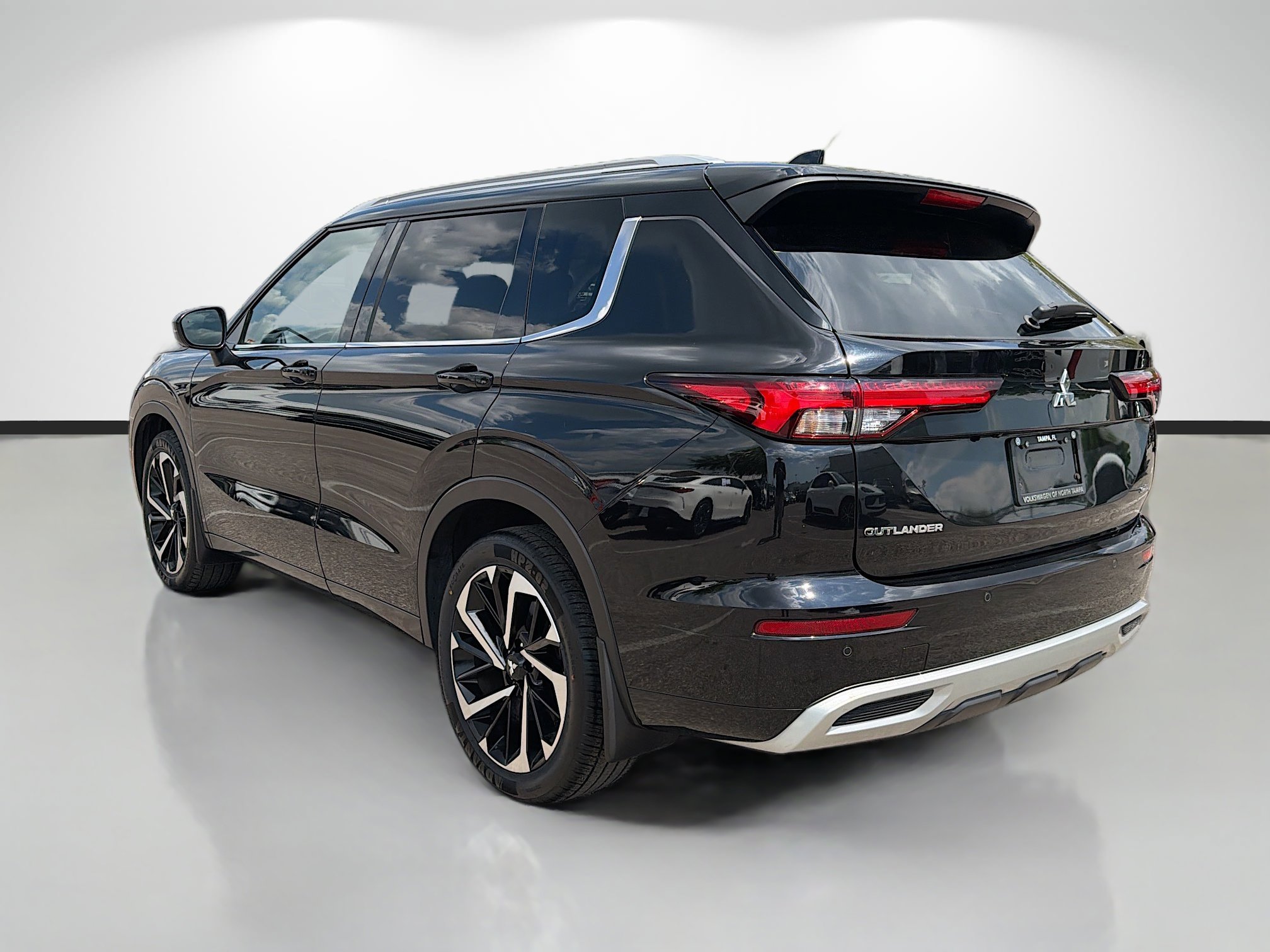 Used 2024 Mitsubishi Outlander SEL FWD image 5