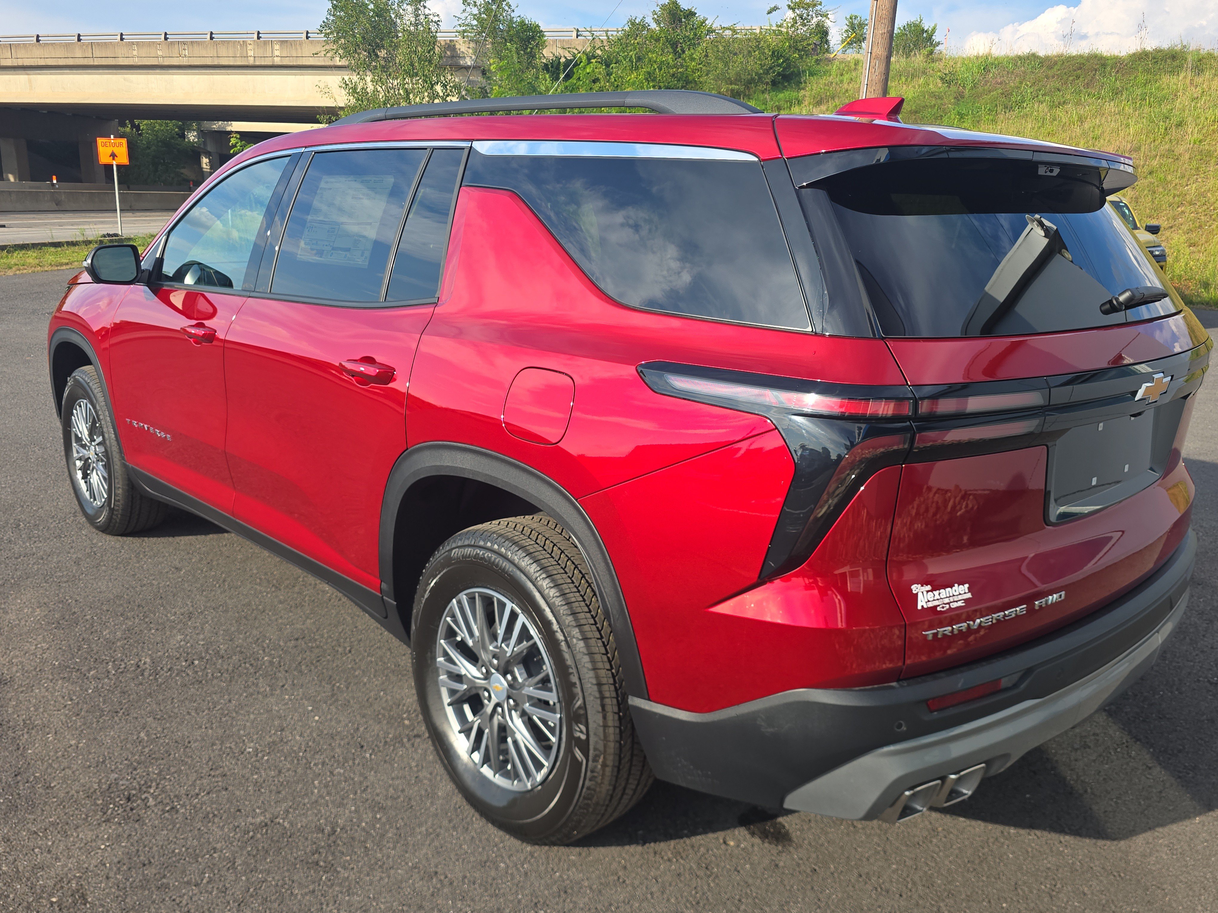 New 2027 Chevrolet Traverse LT w/ Driver Confidence Package AWD/4WD image 6
