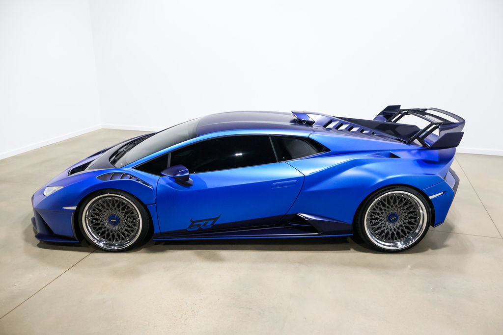 Used 2023 Lamborghini Huracan STO RWD image 18