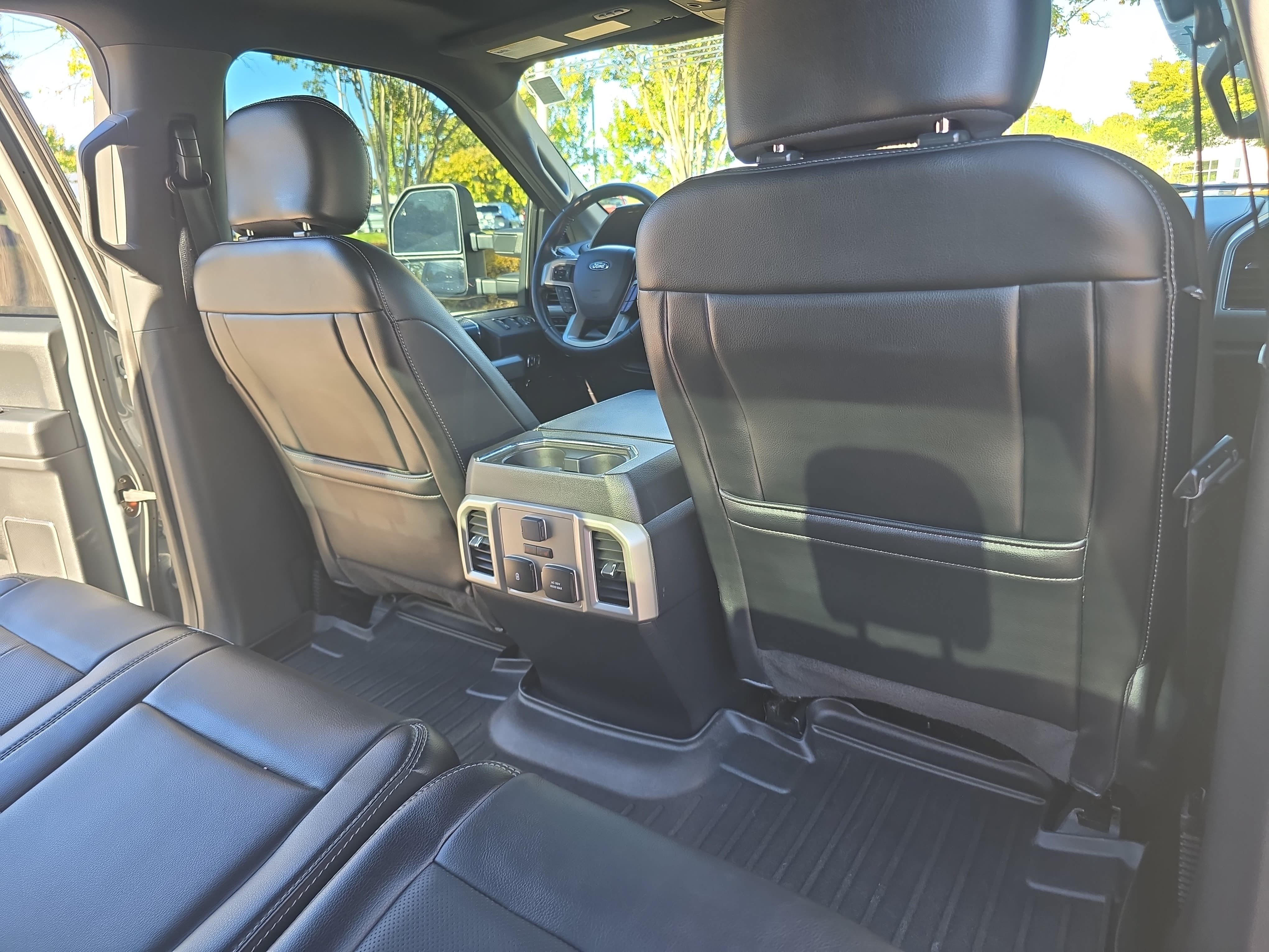 Used 2020 Ford F150 Lariat w/ Equipment Group 502A Luxury AWD/4WD image 13