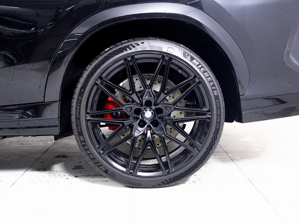 Used 2025 BMW X6 M Competition w/ Executive Package image 26