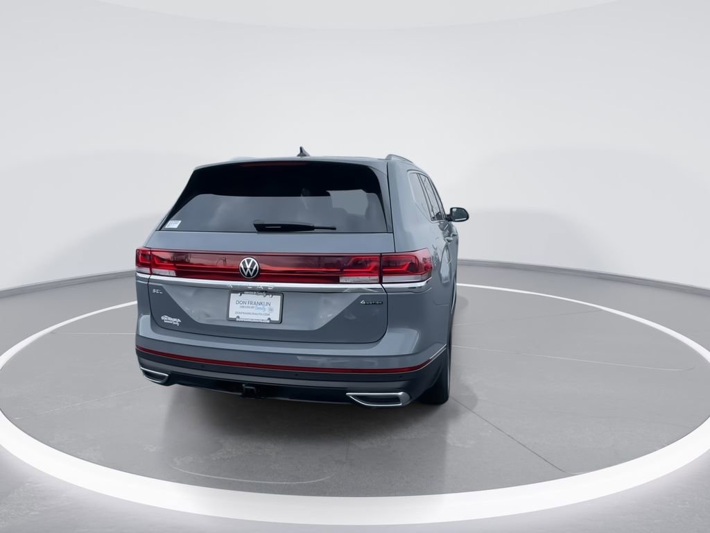 Used 2025 Volkswagen Atlas SEL image 7