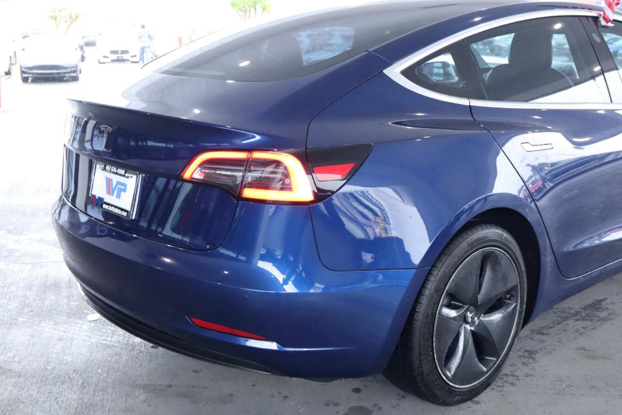 Used 2018 Tesla Model 3 Mid Range RWD image 7